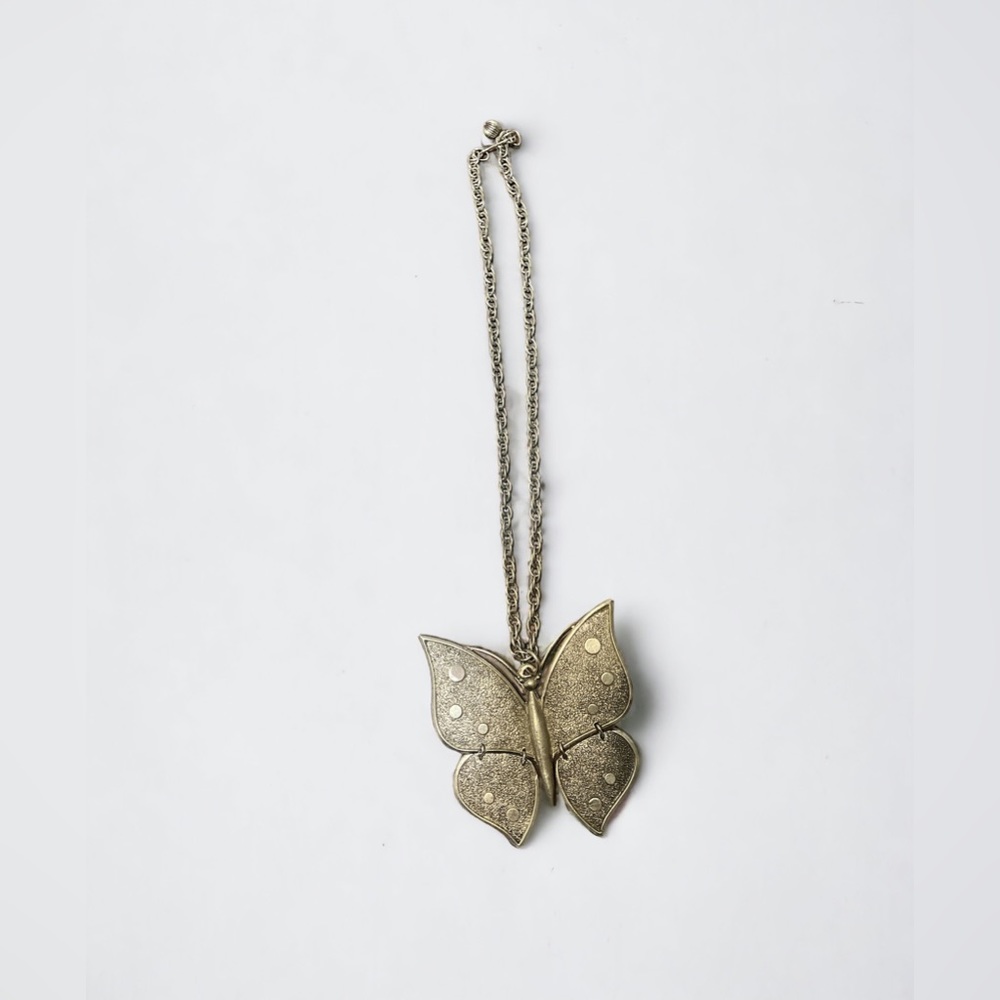Large Butterfly Statement Necklace ~ Approximately 22 Inches